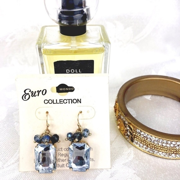 AQUA SQUARE LIGHTWEIGHT STATEMENT EARRINGS #204 - Picture 2 of 3